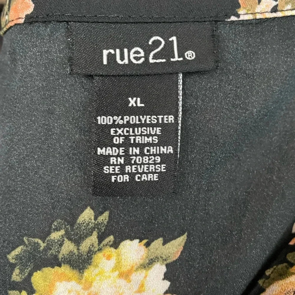Rue21 Floral‎ Blouse zipper front roll cuff sleeves - Picture 6 of 7